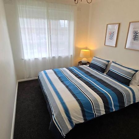 Elsternwick Easy Living - 2 Bedroom Sleeping 4 Melbourne Bagian luar foto