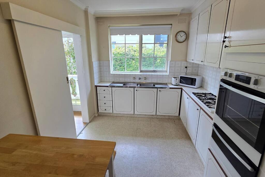 Elsternwick Easy Living - 2 Bedroom Sleeping 4 Melbourne Bagian luar foto