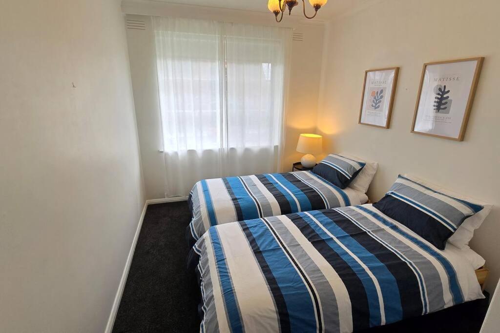 Elsternwick Easy Living - 2 Bedroom Sleeping 4 Melbourne Bagian luar foto